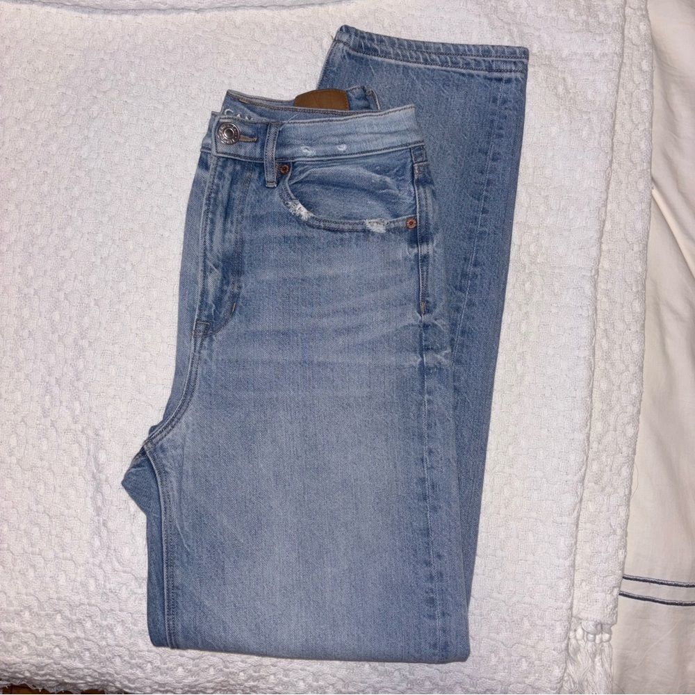 American Eagle Baggy Jeans